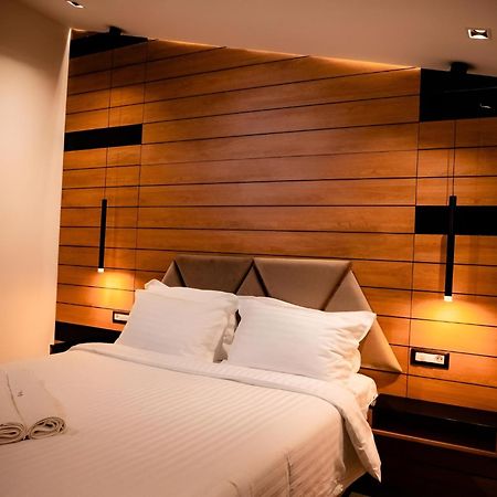 Hotel Goya Boutique à Târgu Jiu Extérieur photo