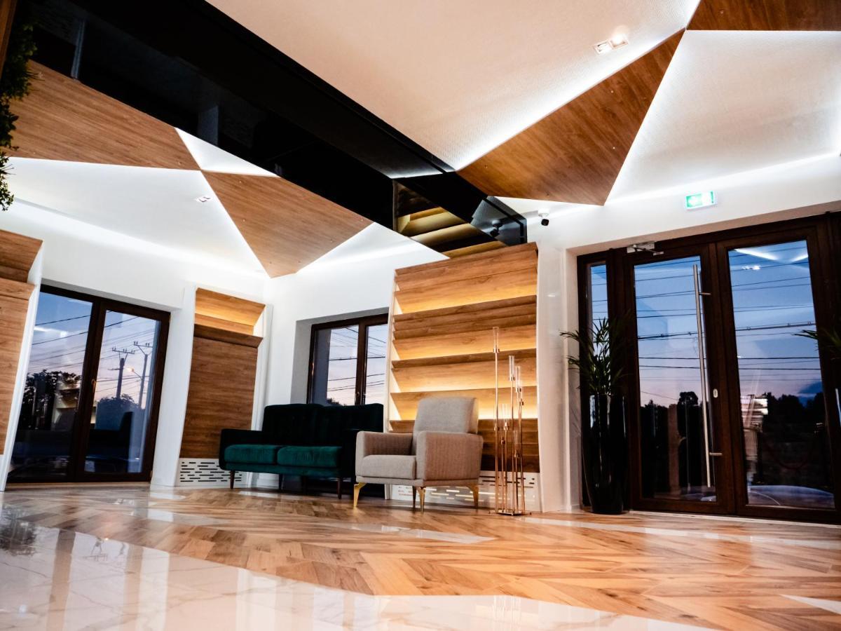 Hotel Goya Boutique à Târgu Jiu Extérieur photo